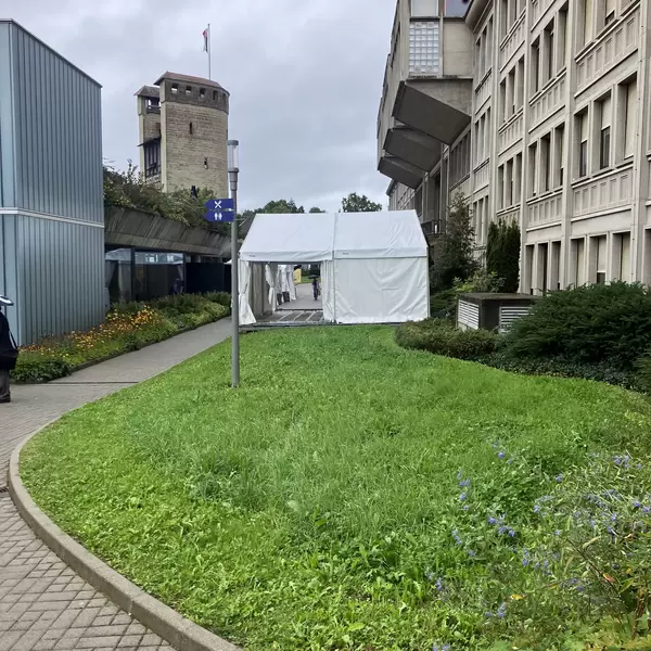 22.09.25 - 12h12 Image - 22.09.25.jpg
