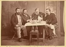 Gustave Courbet (au centre) avec ses amis bullois Gustave Courbet à Bulle avec des amis